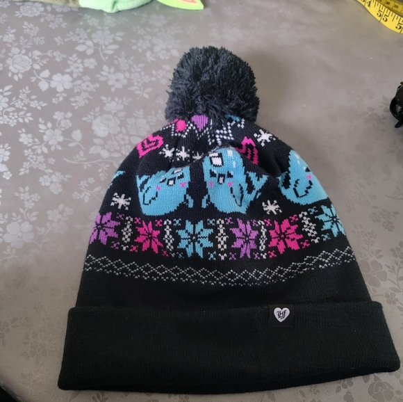 Loungefly Narwhal Fair Isle Pom Beanie Hat Black Winter Hat - Picture 1 of 7